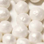 Игровые элементы в дизайне украшений с мотивами мини-игр казино